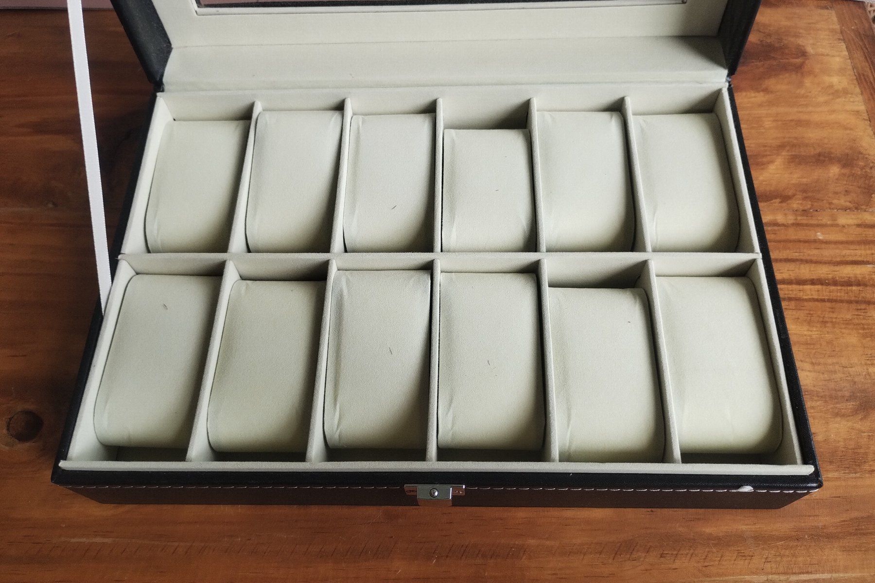 Uhrenboxen: Uhrenbox für 12 Uhren PU Leder – Neu und originalverpackt aus Lausanne von WATCH-WORLD 3