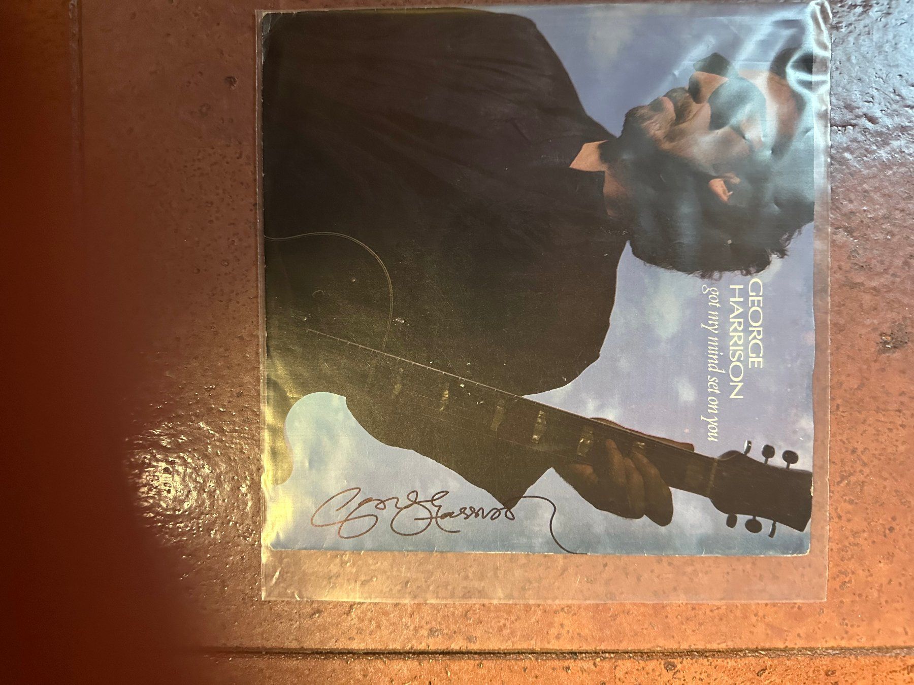 Autografi: Signierte single von George  Harrison – Usato da rafz venduto da Ttt0071 1