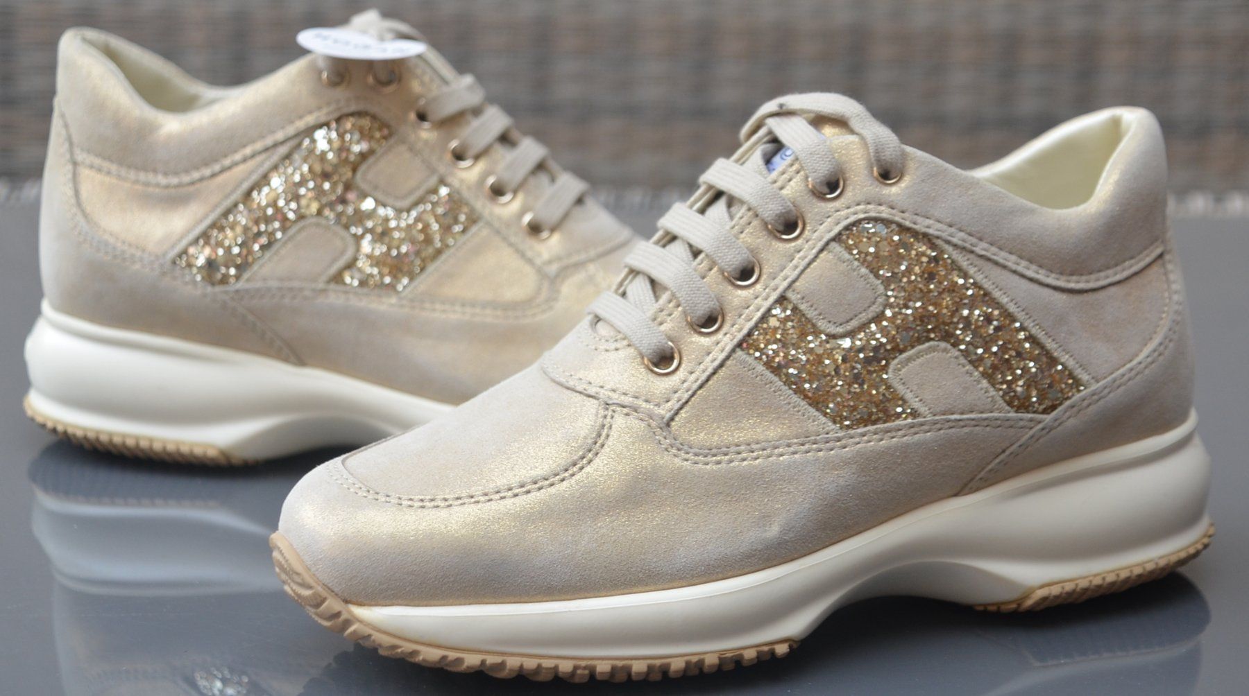 Hogan Scarpe per ragazze: Hogan Sneakers  .35 – Nuovo (secondo la descrizione) da Collonges venduto da arashee 3