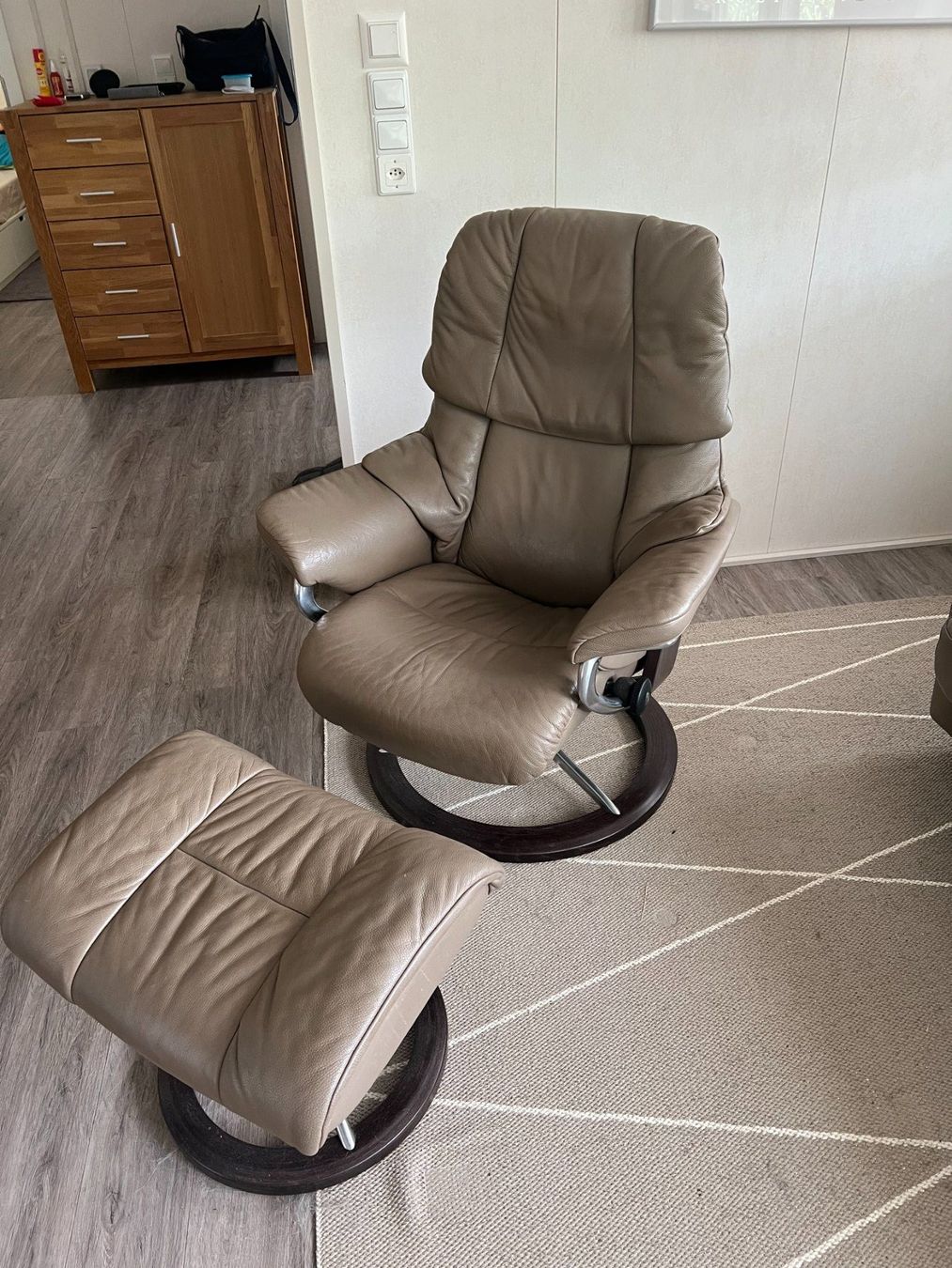 Stressless Sofas: Stressless Ledersofa und Relaxsessel – Gebraucht aus Kleinlützel von Cecconpe 1