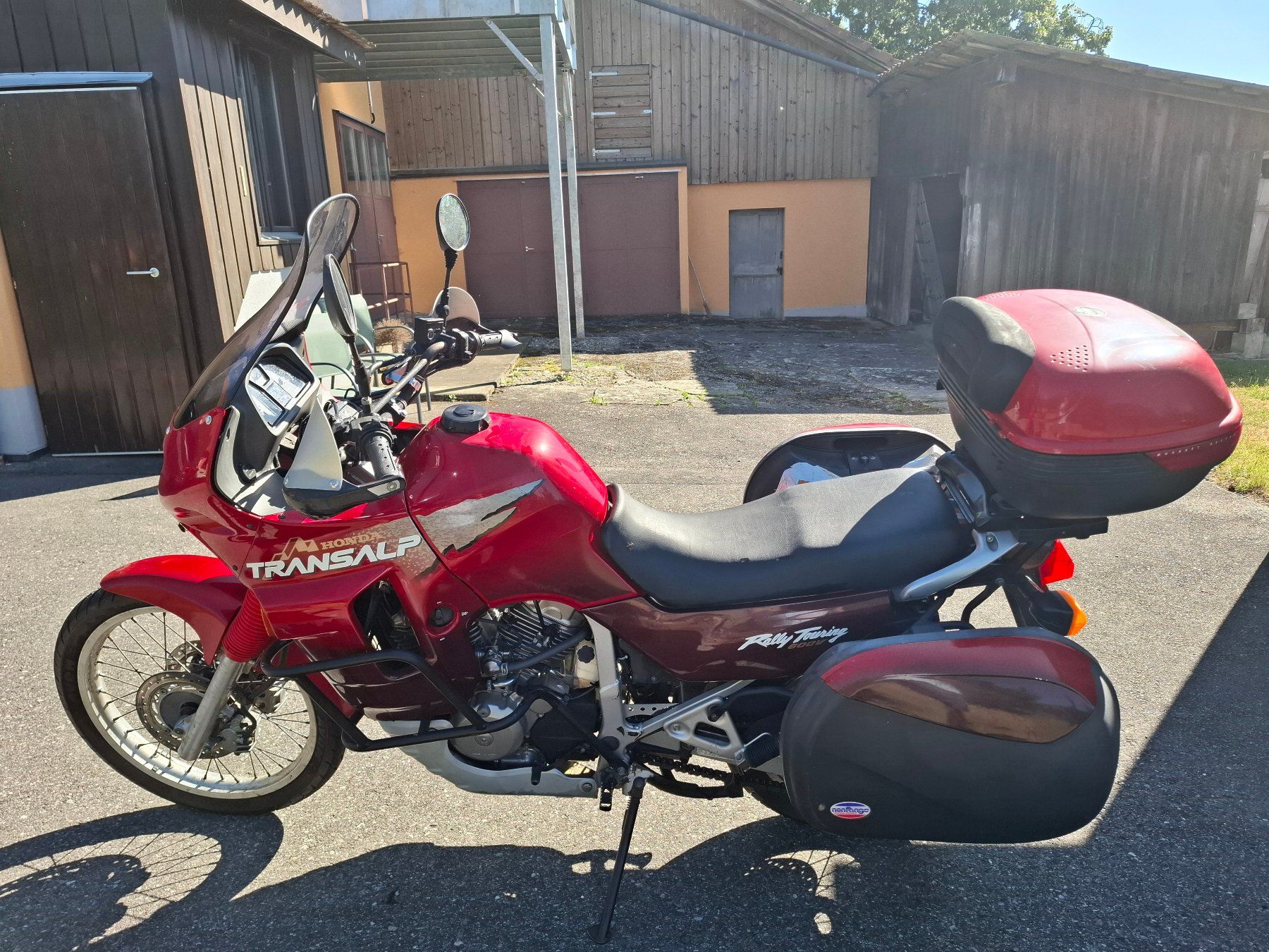 Honda Touring: Honda Transalp 600V – Usato da Villars-Bramard venduto da rya_8t6g 2