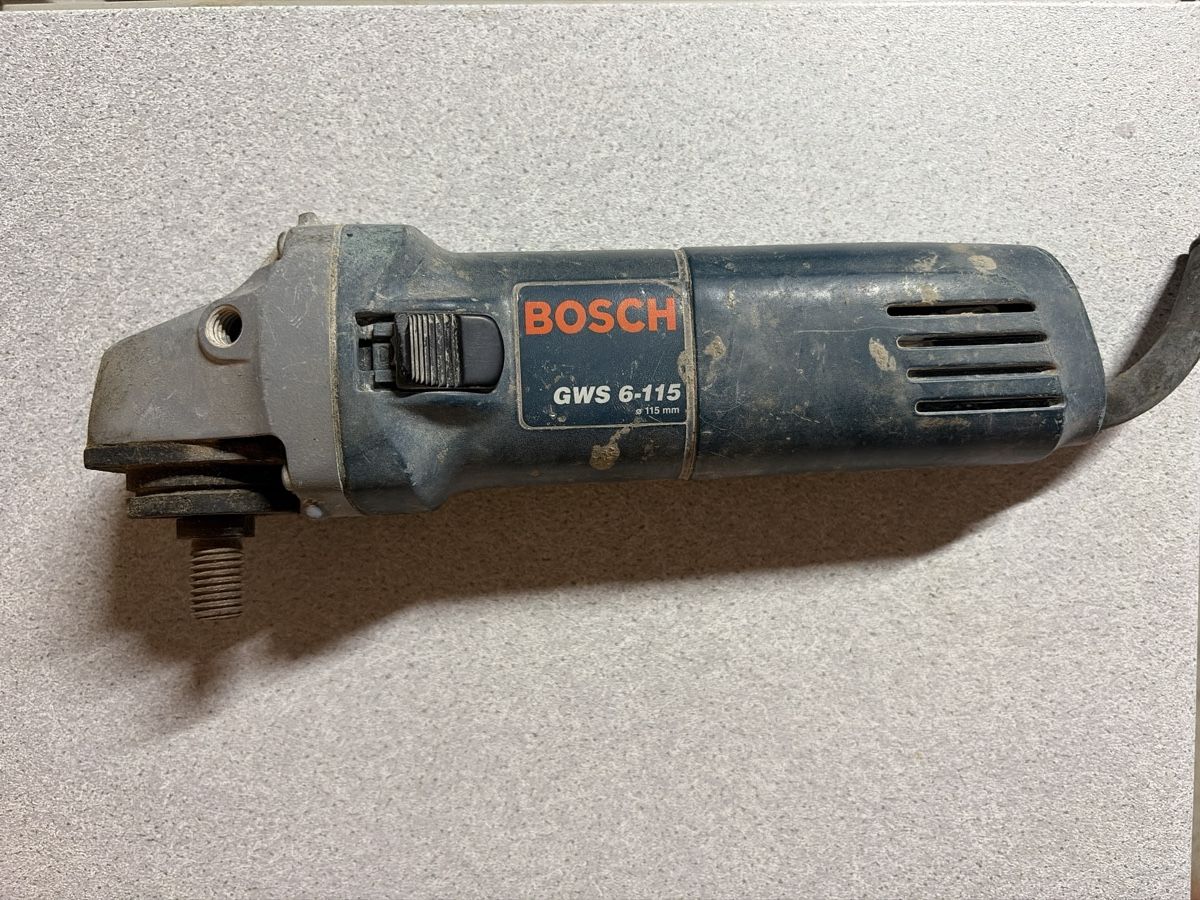 Alle Maschinen: Winkelschleifer Bosch GWS 6-115 – Gebraucht aus Attelwil von Brumm3