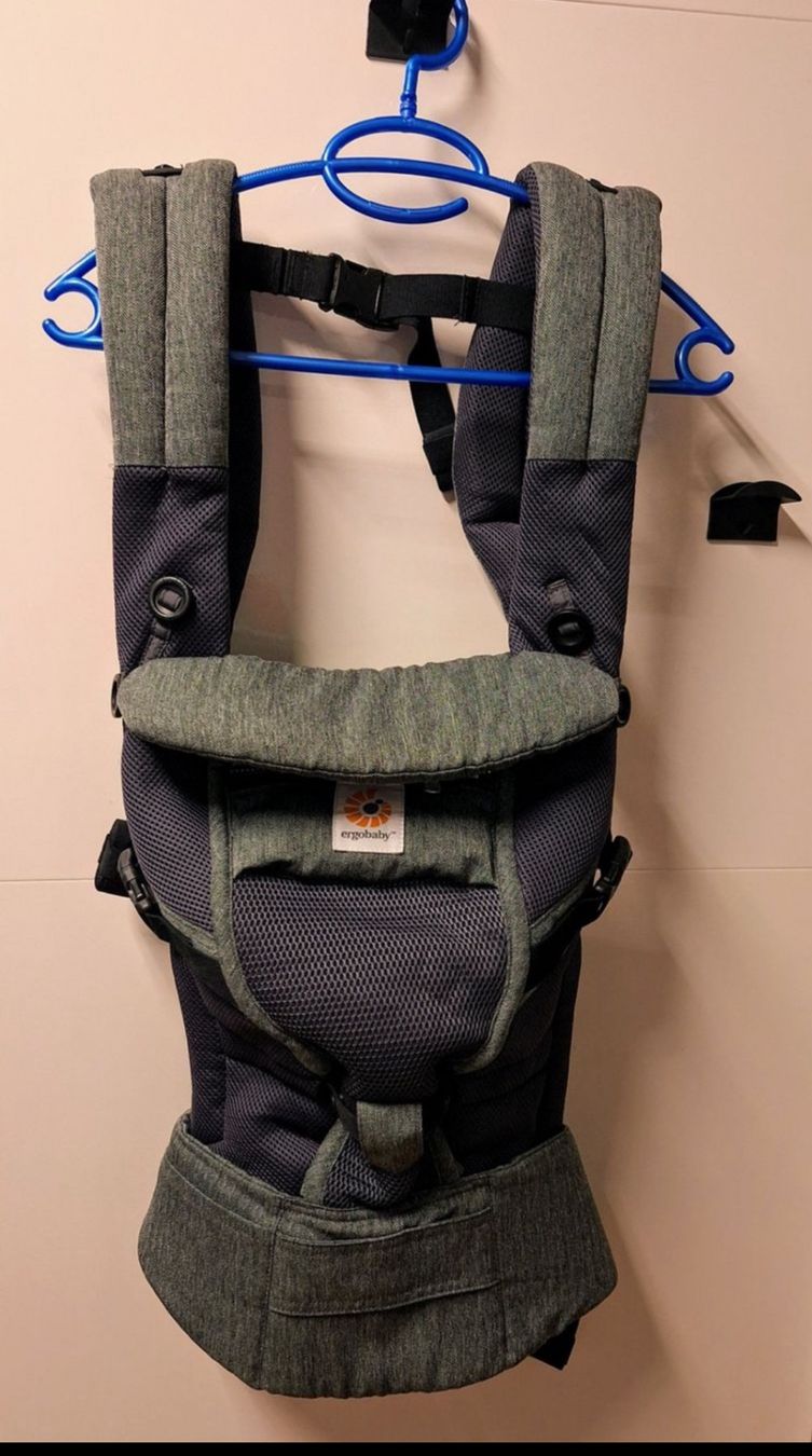 Ergo Baby Bauch- & Rückentragen: Ergobaby Adapt Babytrage – Gebraucht aus Uster von she_9gjr 4