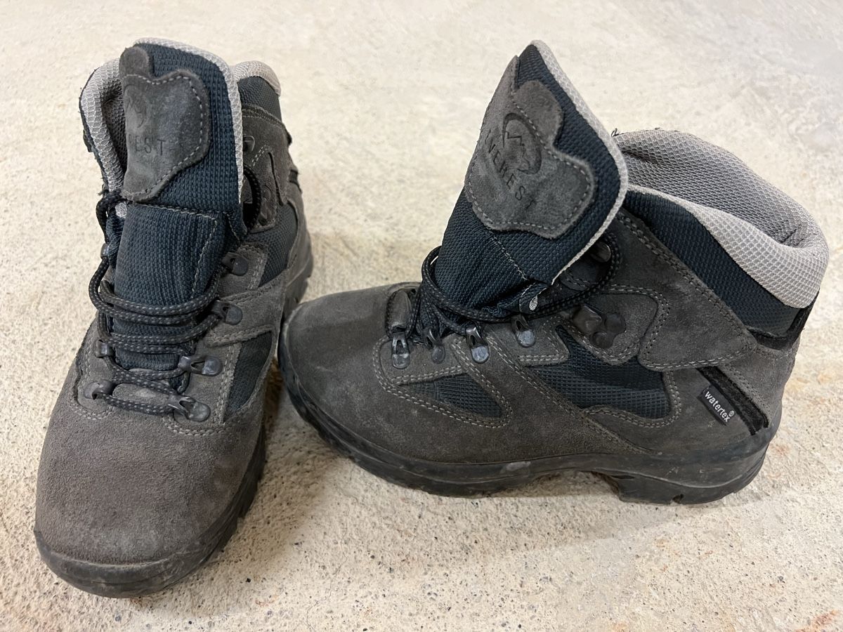 Everest Scarpe da uomo: Everest Wanderschuhe Watertex Gr. 38 – Usato da Niederwangen BE venduto da Schatam 1