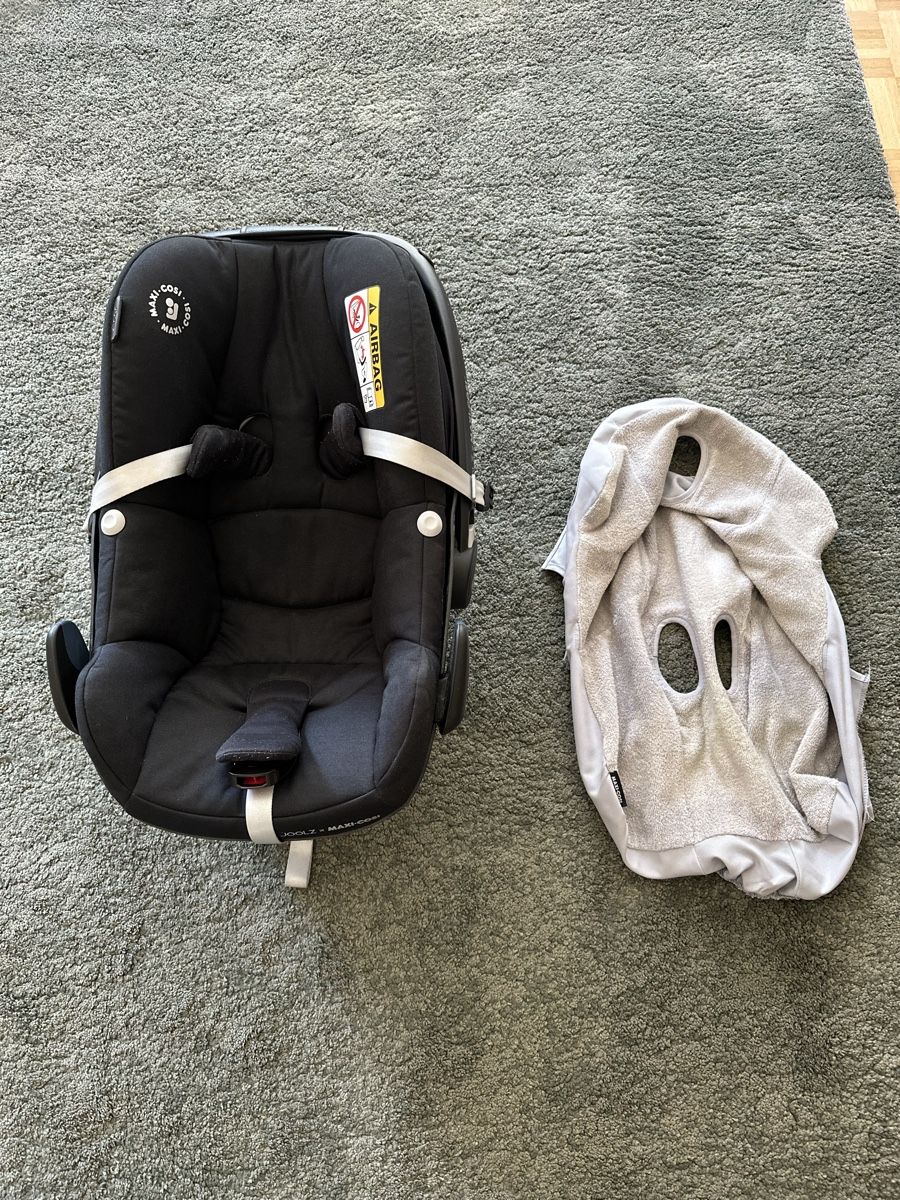 Maxi-Cosi Bauch- & Rückentragen: Maxi Cosi – Gebraucht aus Basel von jul_j59q