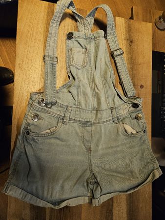 Coole Latzjeans von Here+There, Gr. 152