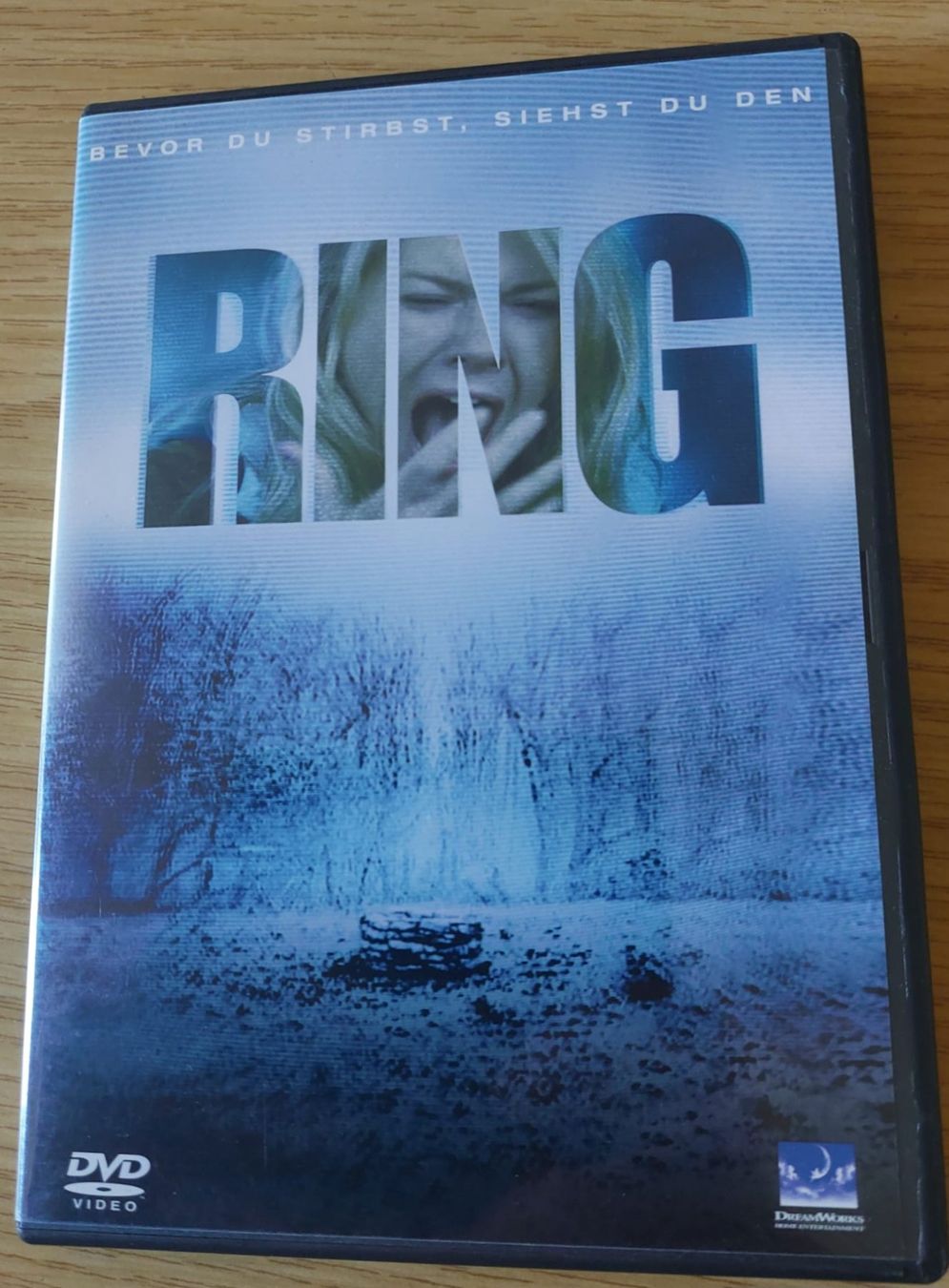 Tutti i DVDs: DVD The Ring - Horrorfilm – Usato da Urtenen-Schönbühl venduto da Kahru