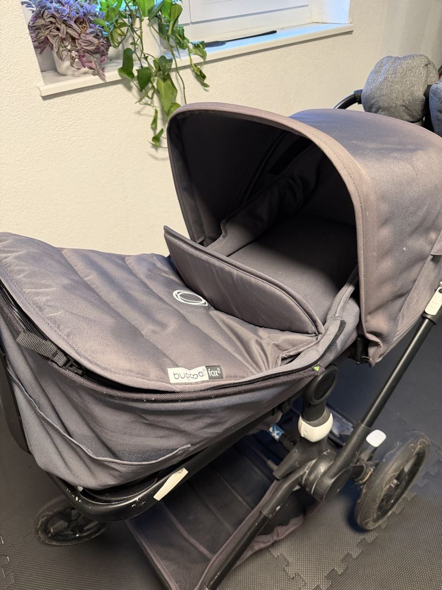 Bugaboo Carrozzine: Used Bugaboo Fox Stroller - Sehr guter Zustand  – Usato da Steinmaur venduto da VladRico 2