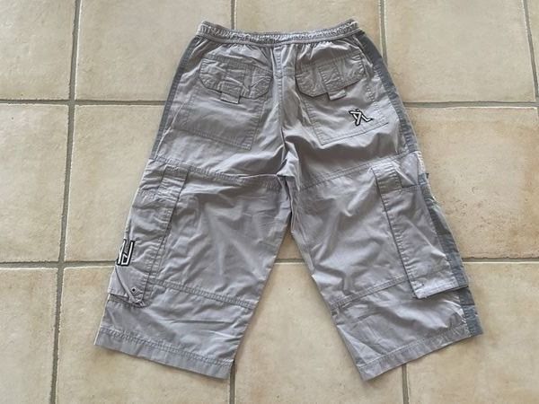 C&A Pantaloni: Coole Here & There Bermuda in Grösse 164 grau – Usato da Beatenberg venduto da buy2you 3