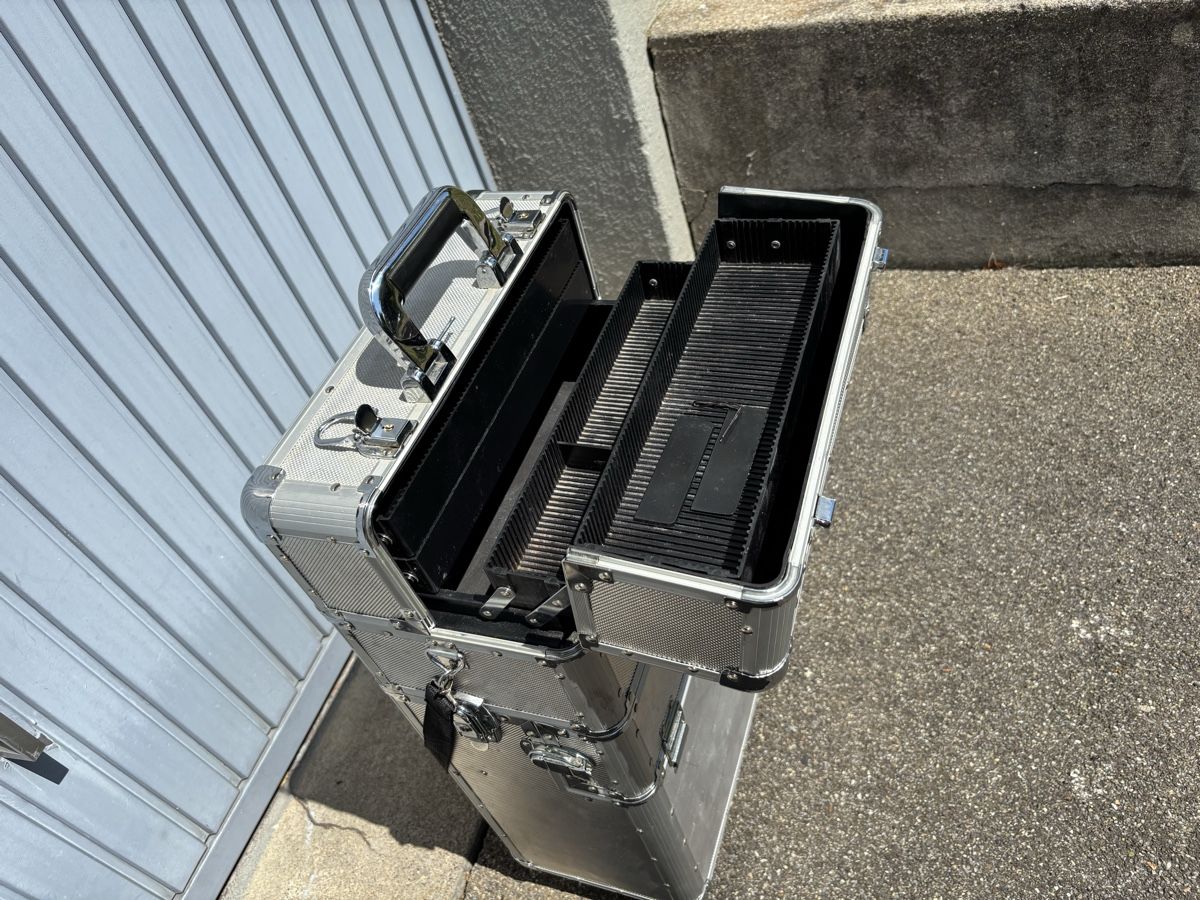 Valises de voyage: Alukoffer, Universal. Trolly.  – D'occasion à Dübendorf par mba_5yvw 2
