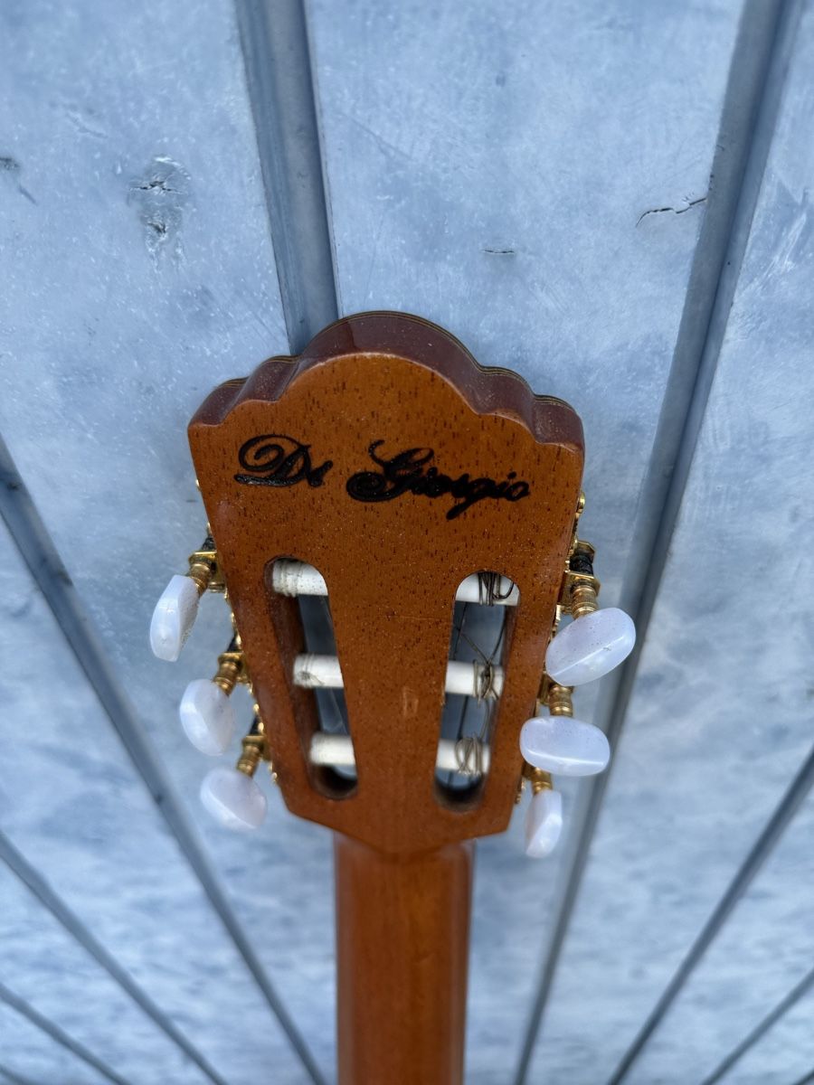 Strumenti musicali: Di Giorgio Gitarre, Klassik Modell – Usato da Lyss venduto da nekoreh 4