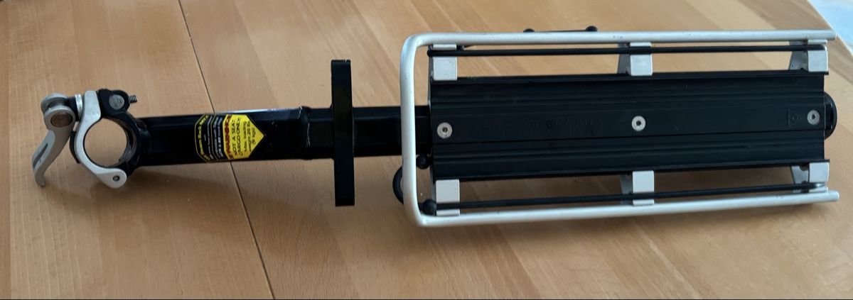 Pezzi di ricambio: Bike Gepäckträger mit Schnellspanner – Usato da Münsingen venduto da Richigen