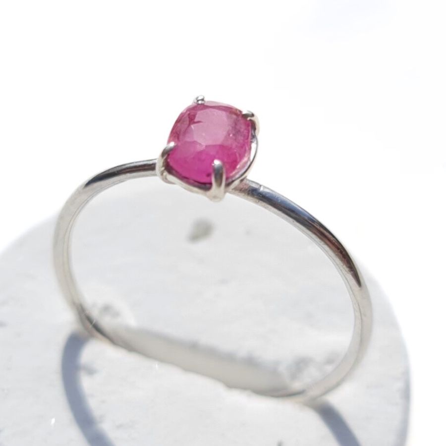 Anelli: Unikat: Solitaire Silber Ring mit Pink Sapphir – Nuovo e nell'imballaggio originale da Olten venduto da Lulu_Amani 2