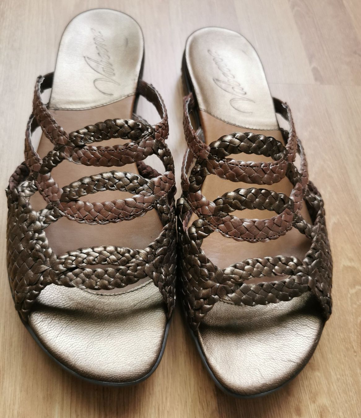 Vabeene Scarpe da donna: Vabeene Flechtpantoletten aus Leder Gr. 41 – Nuovo (secondo la descrizione) da Birsfelden venduto da dsc_f8gx 2
