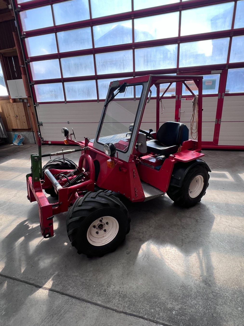 Aebi Tracteurs: Kommunalfahrzeug – D'occasion à St.Margarethen par Binsch 3