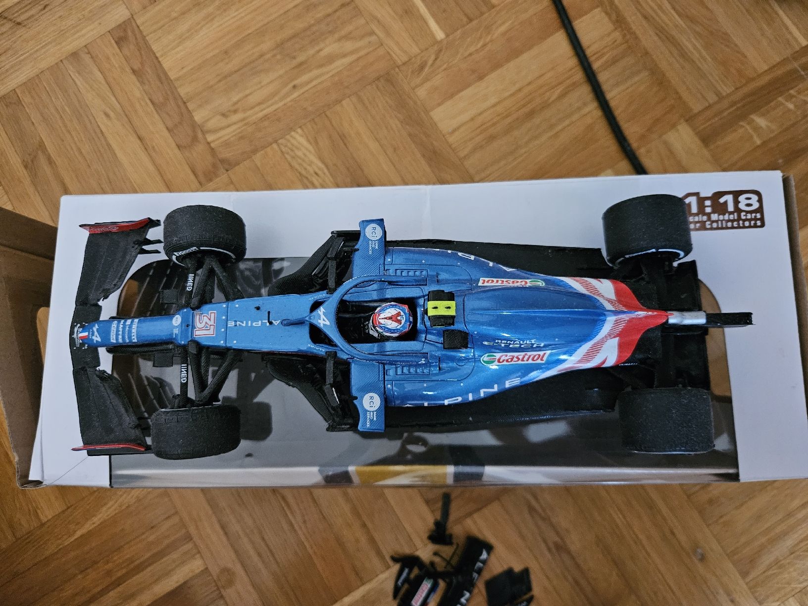 Alpine Modellini d'auto: Formule 1 Alpine Esteban Ocon 1:18 – Difettoso da Ecublens VD venduto da S.loeb 1