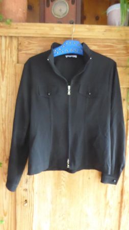 sehr schöne Festliche leichte Jacke Gr 38/40 Lolitta