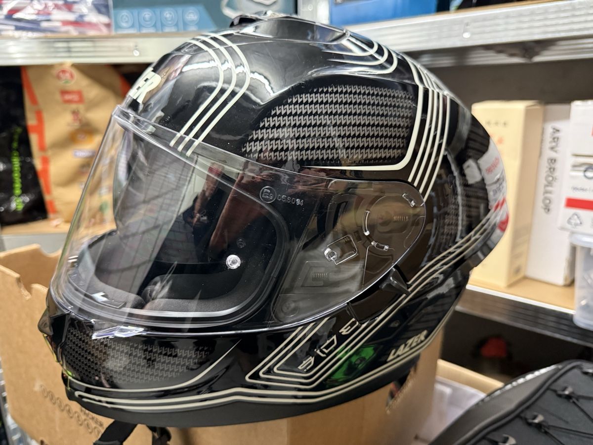 Caschi & visiere: Motorrad Helm – Usato da Wolfhausen venduto da alb_q22f 1