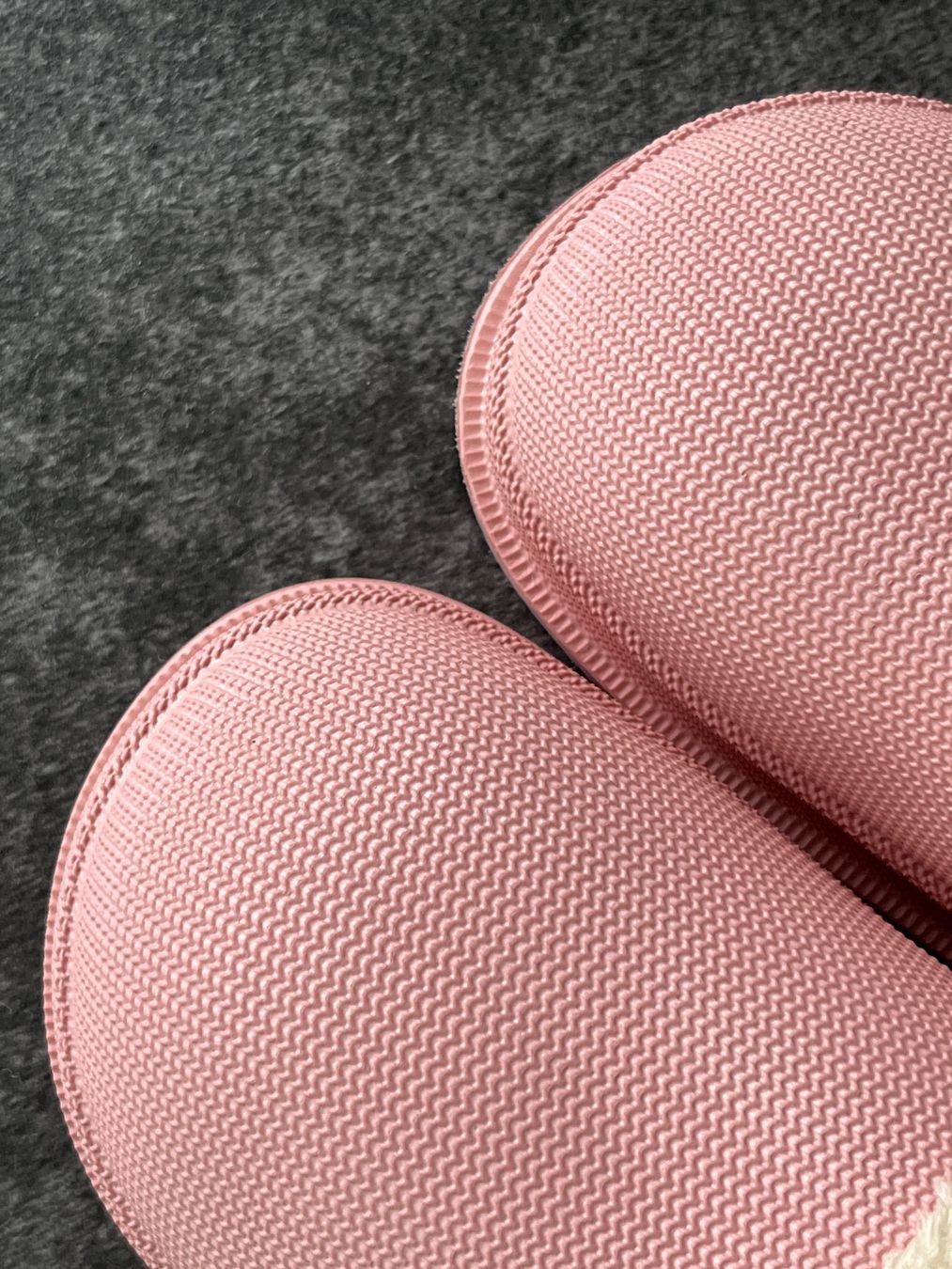 Scarpe da donna: UTUNE Damen Winterhausschuhe - Größe 36 – Usato da Kilchberg ZH venduto da Ch.C 3