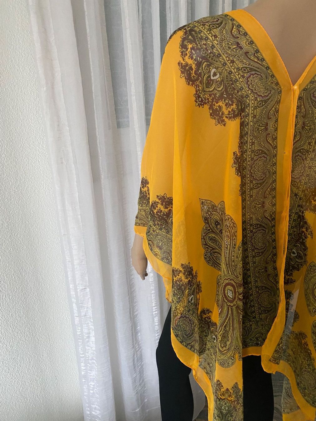Camicette: stilvolle und edle Bluse/Tunika, gelb, 1 Size – Nuovo e nell'imballaggio originale da Winkel venduto da ferrari2022 6