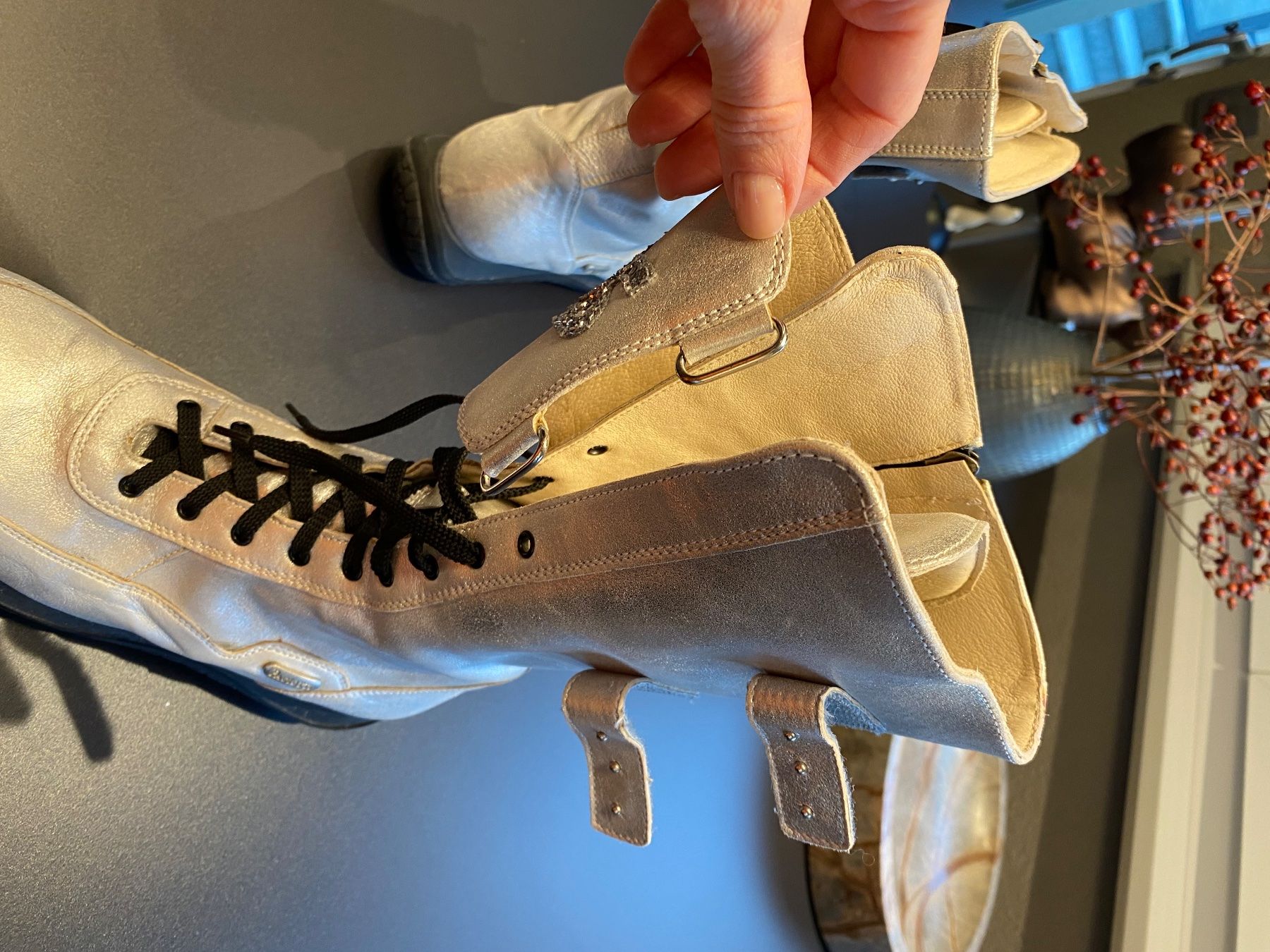 Scarpe da donna: Paciotti Stiefel, Gr. 35, silbern, neu – Usato da Wermatswil venduto da FEDN 6
