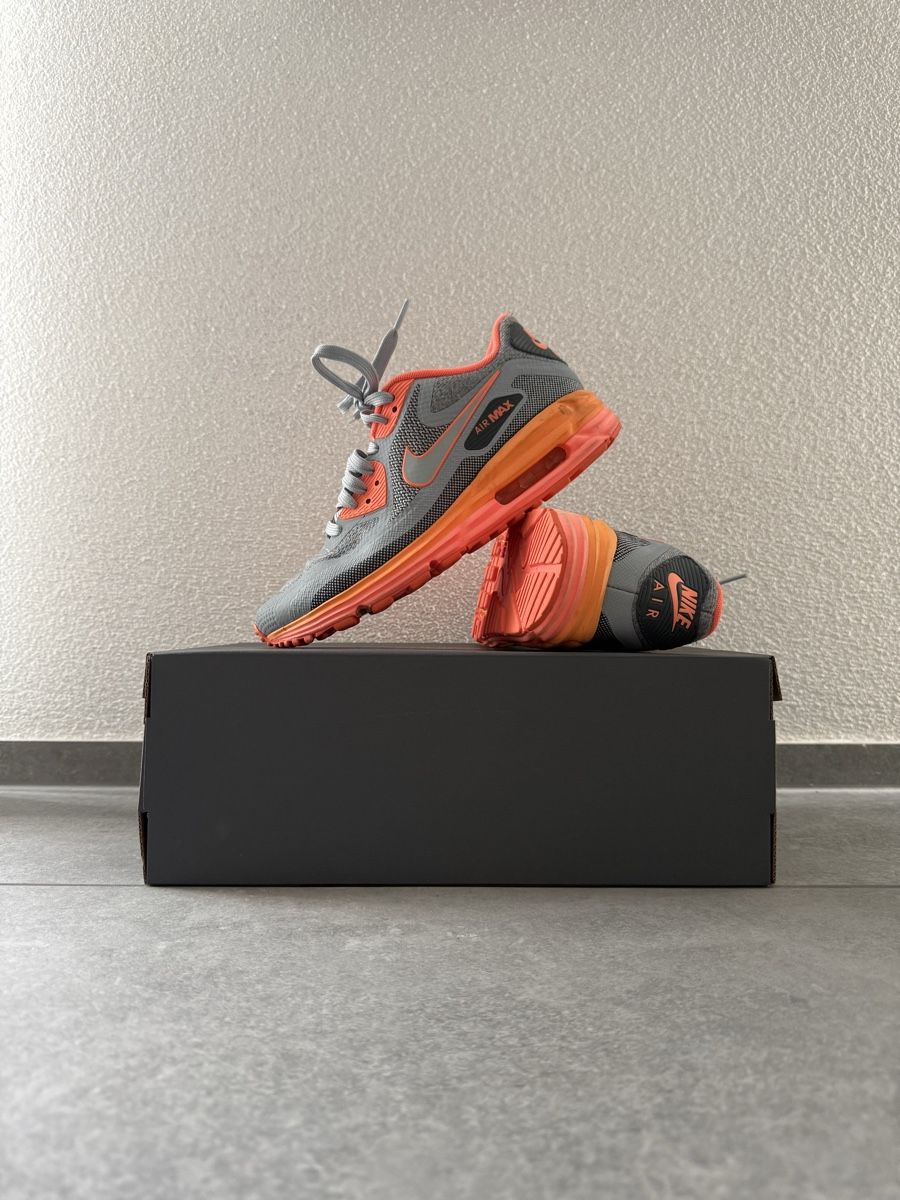 Nike Herrenschuhe: Nike Air Max, Orange Grey, Gr. 37.5 – Gebraucht aus Sarmenstorf von Ravengod99