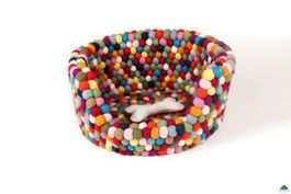 exklusiv handverarbeitet Regenbogen Filz  Hundekorb -/Katzen
