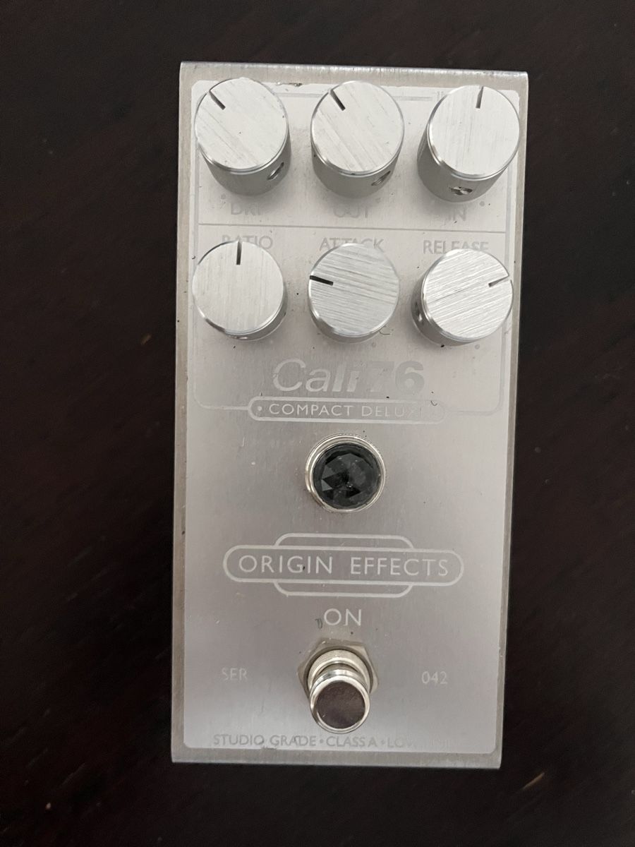 Strumenti musicali: Cali 76 compact Deluxe Compressor  – Usato da Prilly venduto da iso_8vcz