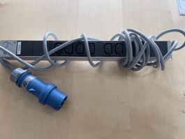 Steckdosenleiste Rack PDU IEC Stecker CEE blau gebraucht