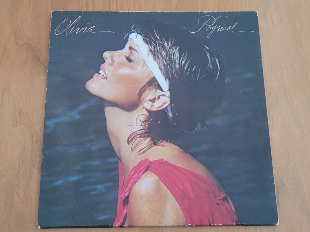 Vinyles: LP  Olivia Newton-John – D'occasion à Martigny par MZ-67