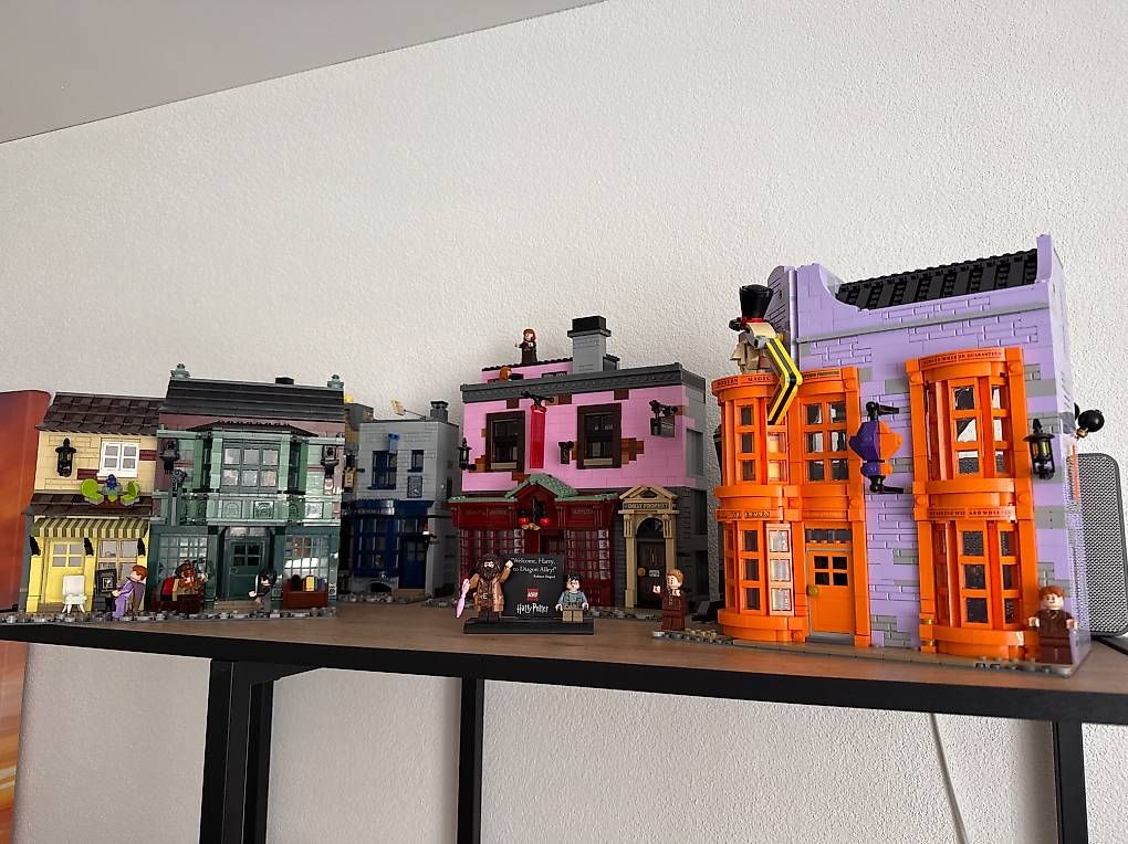 Lego Giocattoli: LEGO Harry Potter Winkelgasse 75978 – Usato da Matzingen venduto da Maytee2008