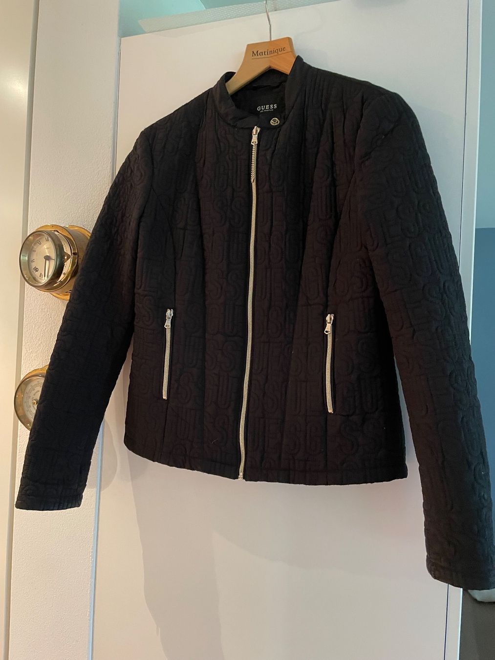 Guess Giacche: Schöne Jacke von GUESS – Usato da Neuwilen venduto da bobbel01
