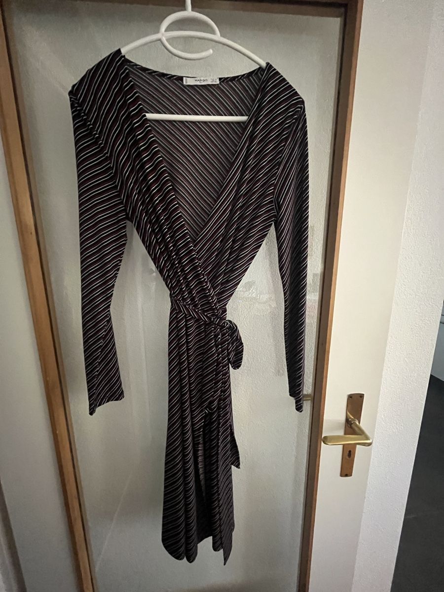 Mango Kleider: Wickelkleid Mango, Gr. XS – Neu (gemäss Beschreibung) aus Zollikon von brownbear1 1