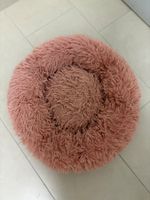Hundebett Plüsch rund pink gebrauchter Zustand