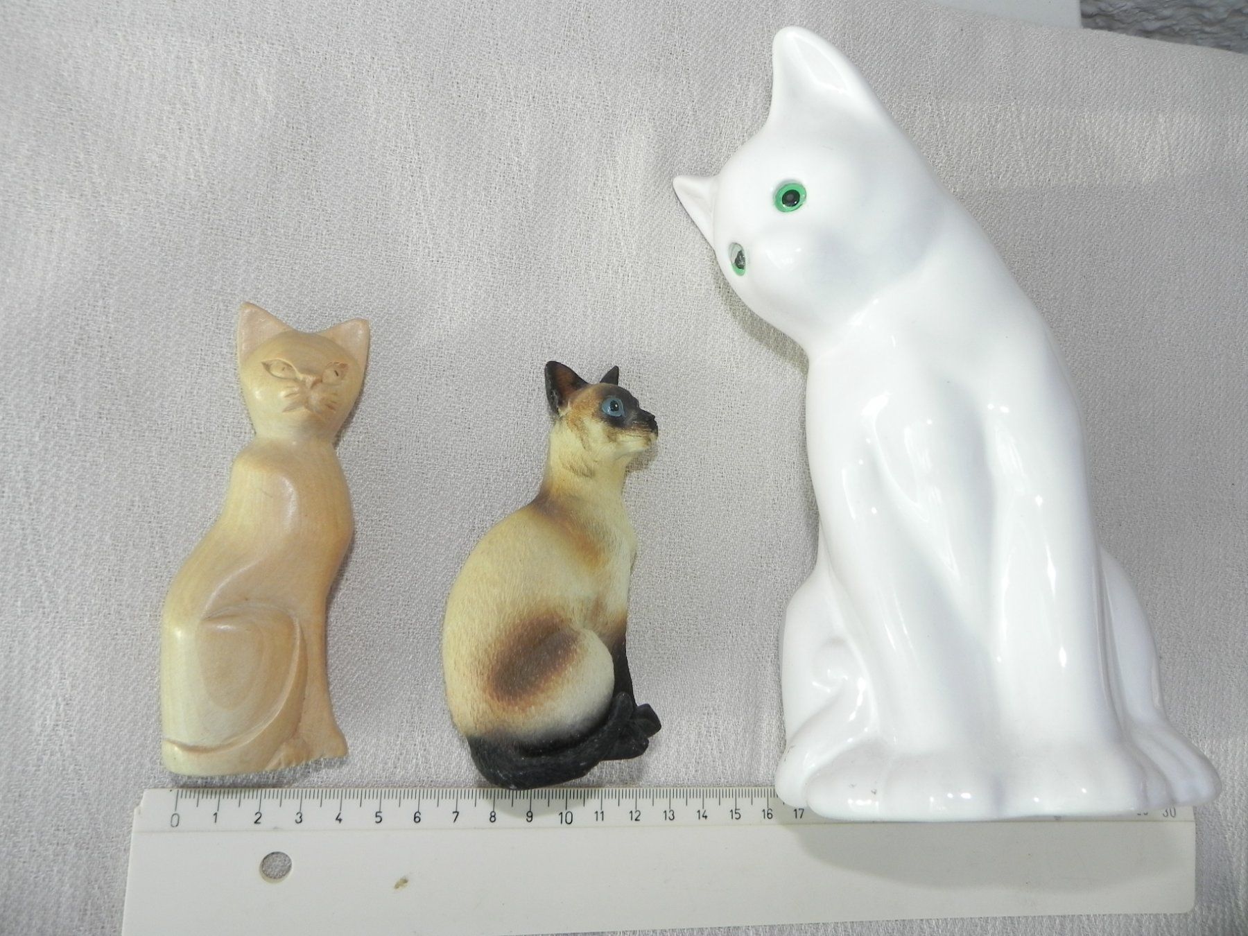 Statuette: Katzen Figuren Deko Sammlung 3 Stk – Usato da Stallikon venduto da pcerny16 3
