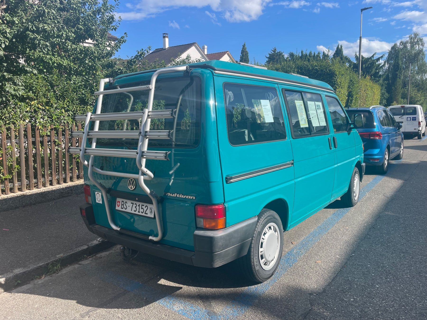 VW Camping Fahrzeuge: VW T4 Multivan 2.4D Camper – Gebraucht aus Riehen von rog_9vhy 1