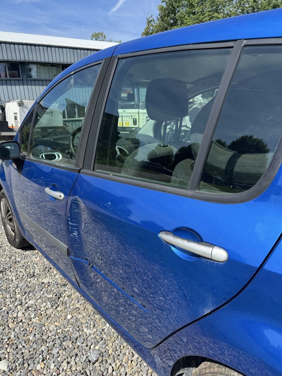 Renault Automobili: Renault Modus 1.2 16 V – Usato da Winterthur venduto da Aceof123 8