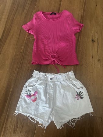 C&A T-Shirt und Shorts Pink/Weiss Grösse 134/140🩷🤍