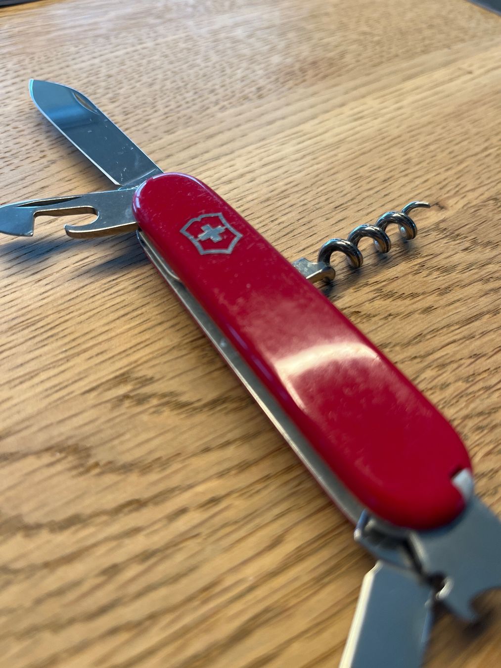 Victorinox Coltelli tascabile: Victorinox Sackmesser Classic Red – Nuovo (secondo la descrizione) da Unterägeri venduto da flu_zp5d 2