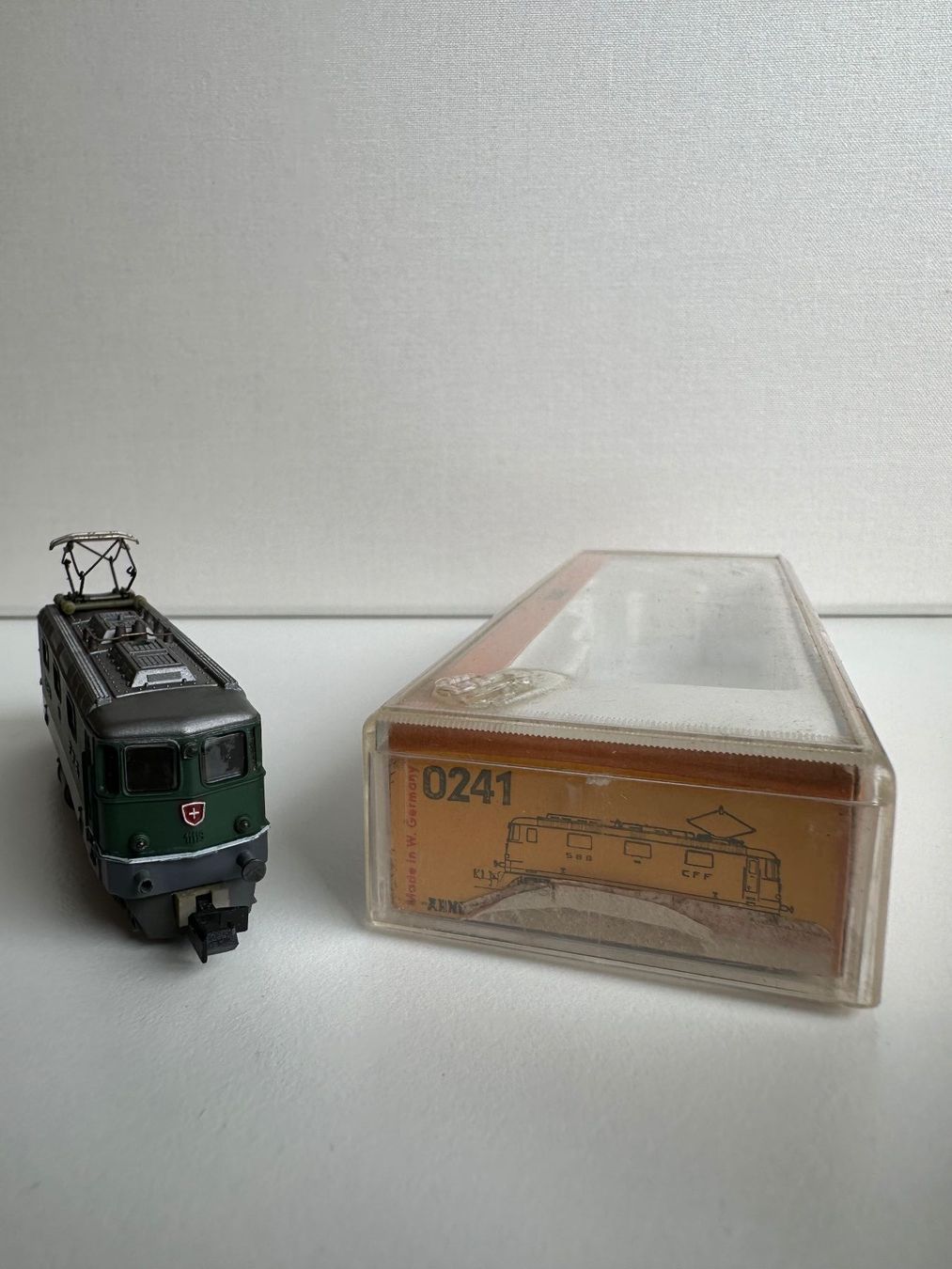 Modellini di ferrovie: Arnold Rapido 0241 SBB + Fleischmann 7171 DB | OVP N – Usato da Muri AG venduto da gae_kz9y 2