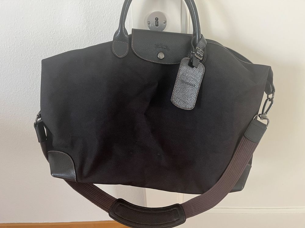 Longchamp weekender deals