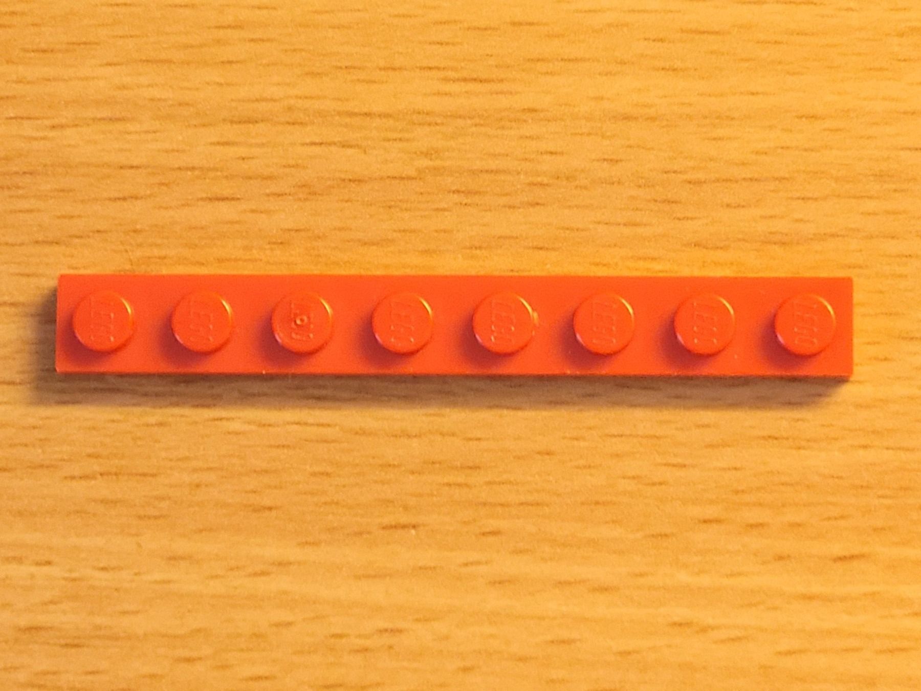 Lego Kit di costruzioni: Lego - 1 pièce rouge plate à 8 tenons – Usato da Payerne venduto da tintin08