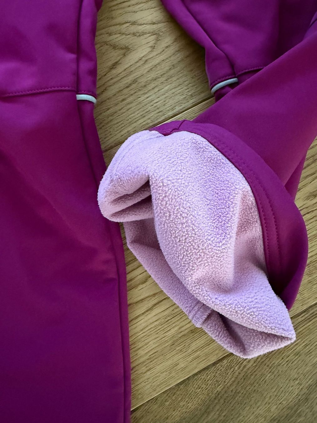 Trollkids Hosen: Trollkids Softshellhose Gr. 140 beere – Gebraucht aus Steinerberg von luckyfin 2