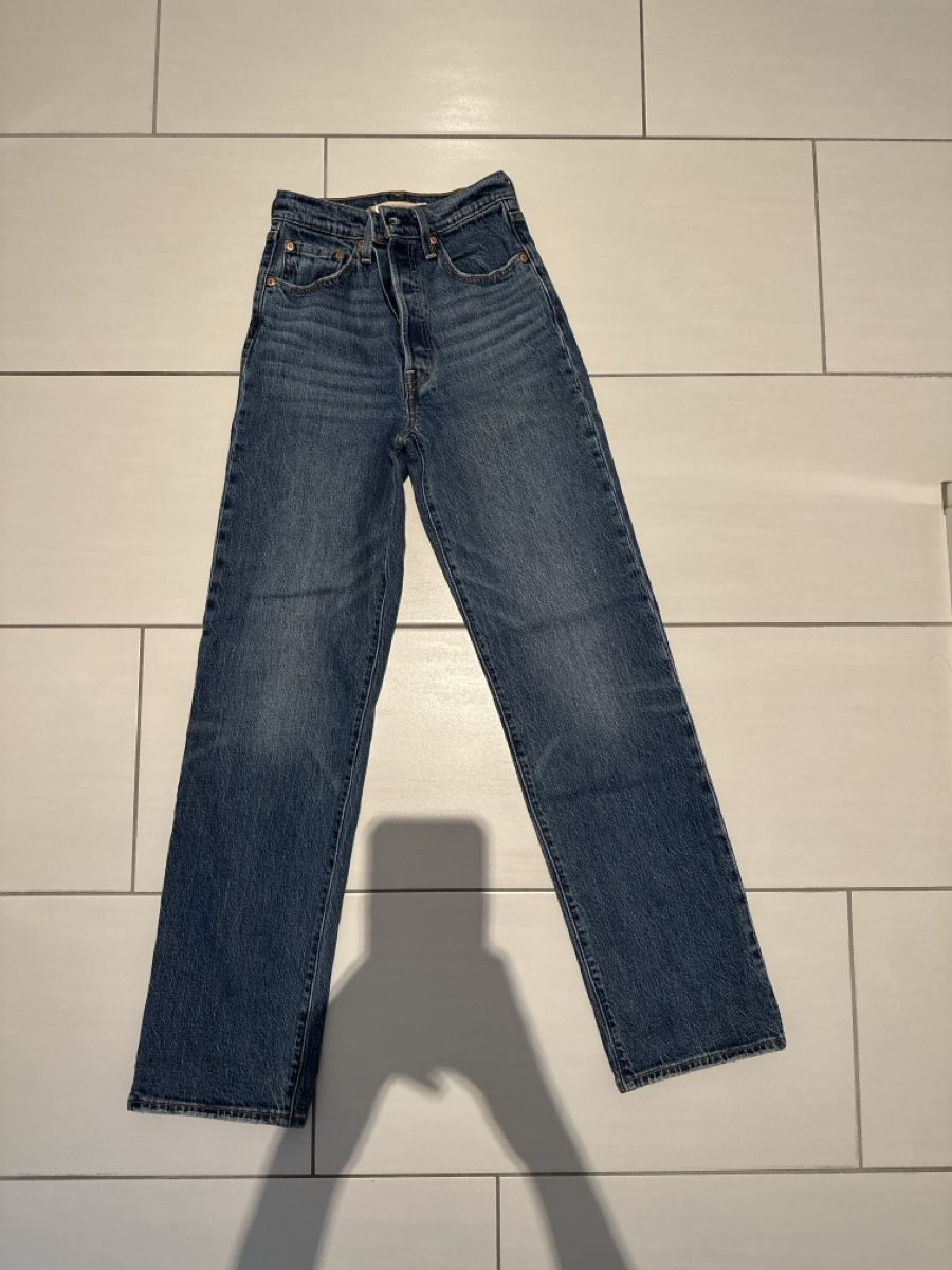 Levi's Jeans: Ribcage Straight Jeans Levis – Neuf (Voir description) à Zug par cieeeeelo 1