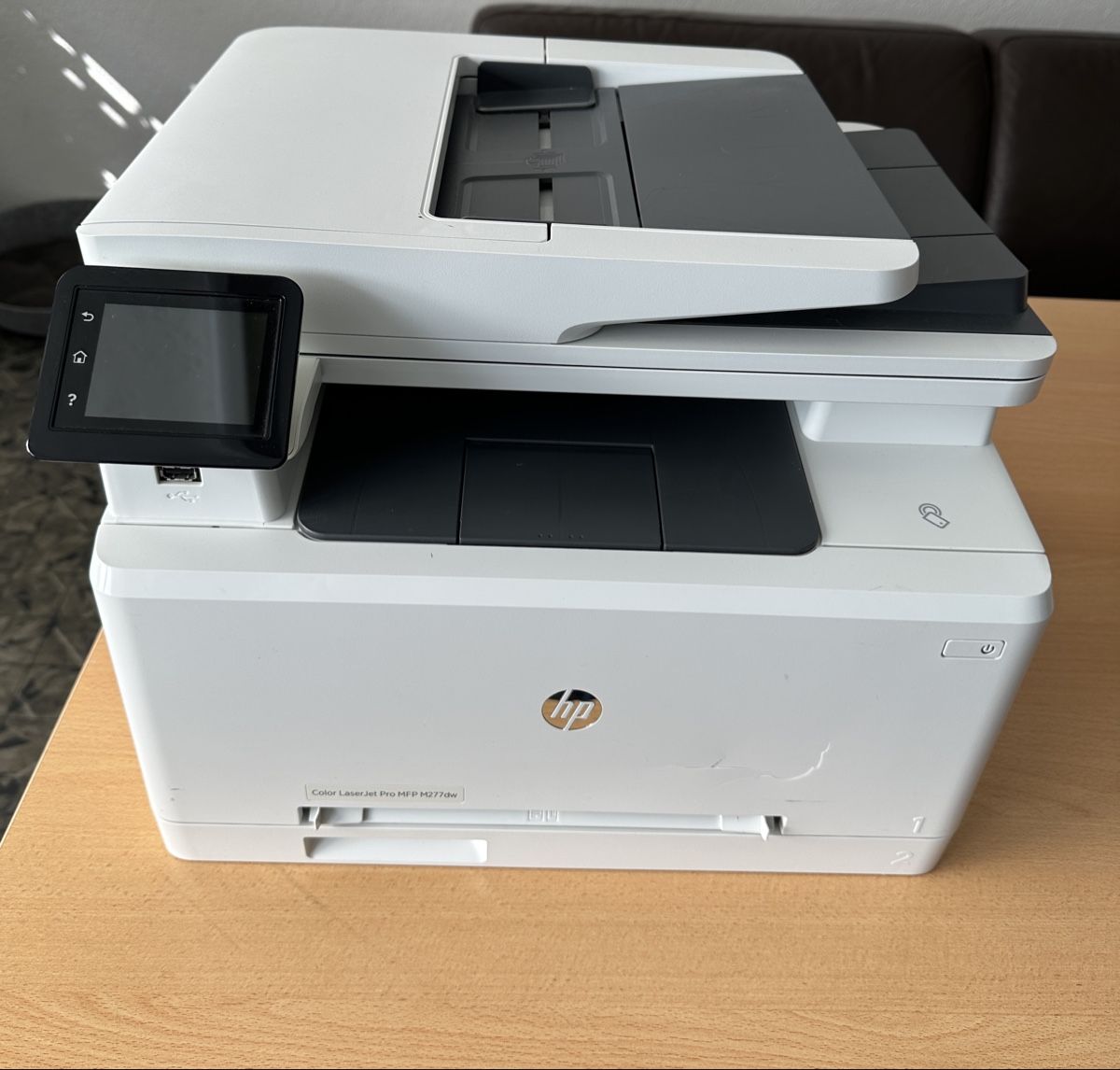 Hewlett Packard Stampanti: HP Color LaserJet MFP M277dw – Usato da Oberengstringen venduto da sasej