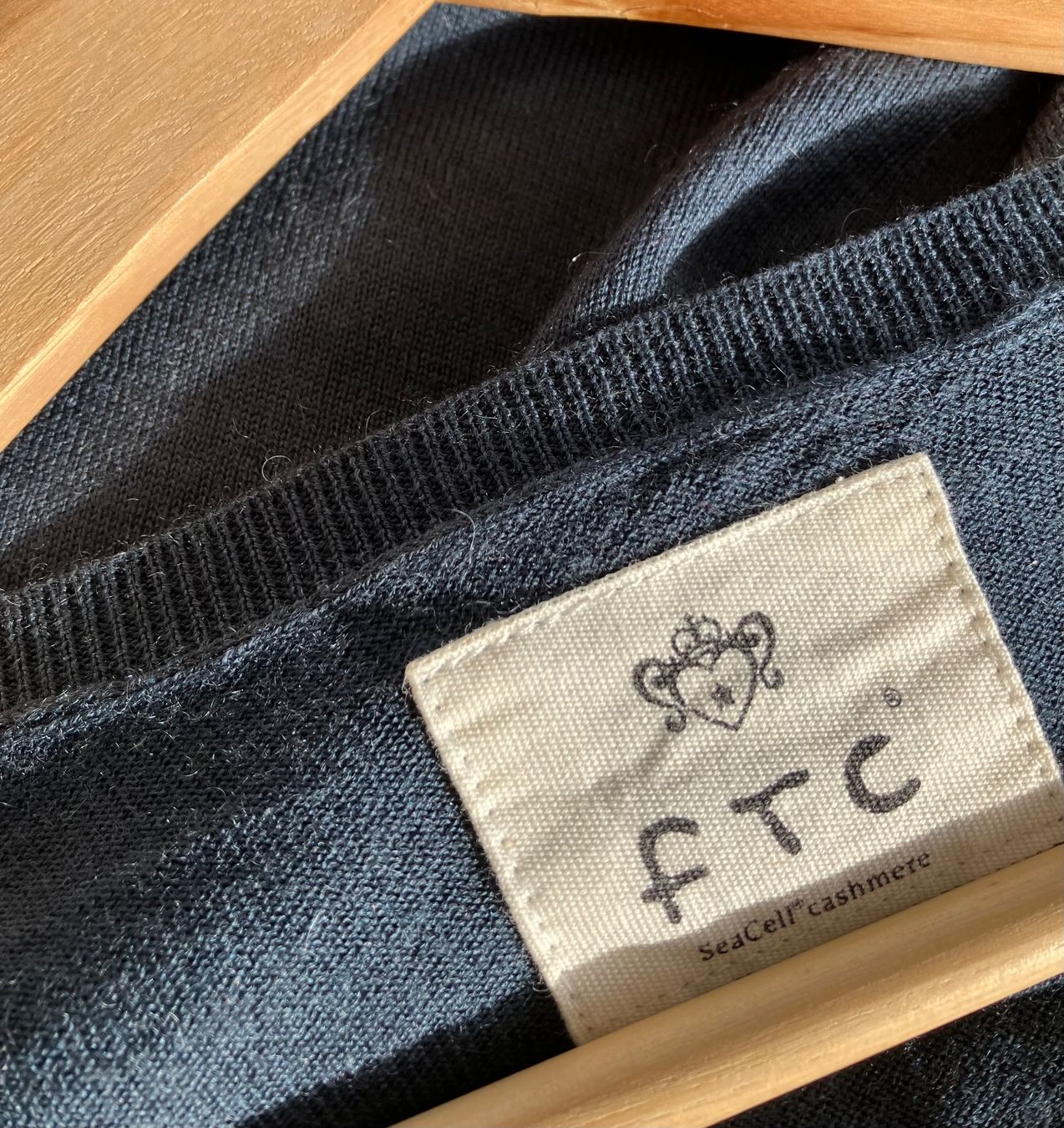 FTC Pulls & Sweat-shirts: FTC Seacell Kaschmir Pullover Gr.M – D'occasion à Unterägeri par Jutka_04 4