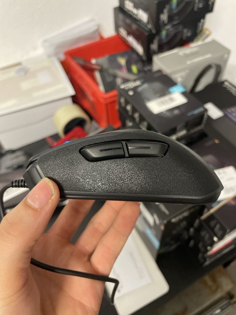 Roccat Mouse: Gaming Maus Kone 100 Aimo – Usato da Abtwil sg venduto da Kueng.MultiOutlet 2