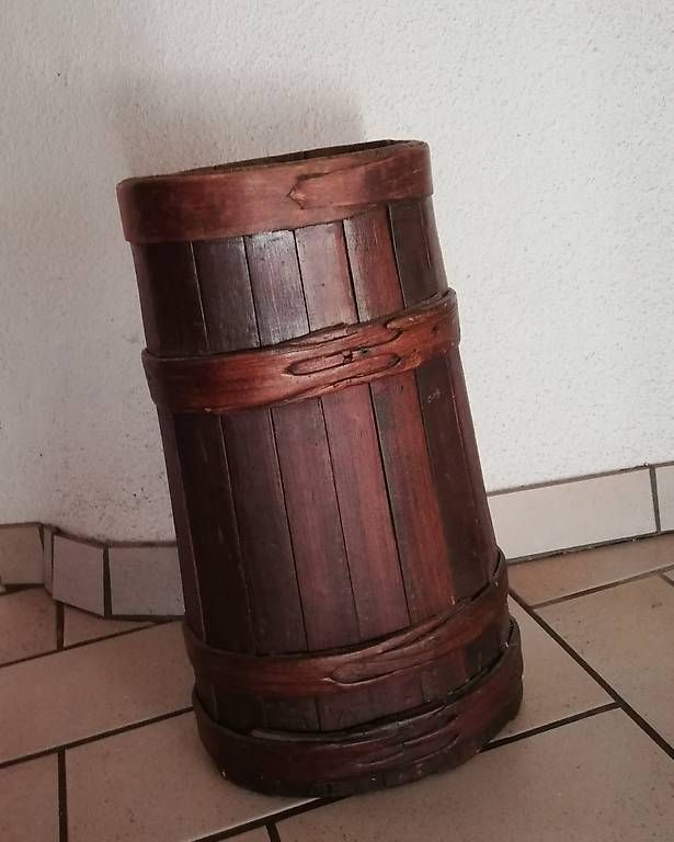 Articoli in legno: Brante – Usato da La Sagne VD venduto da bri_d6b5