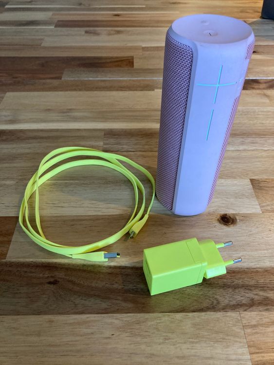 UE Boom 2 mit Ladegerät Kaufen auf Ricardo