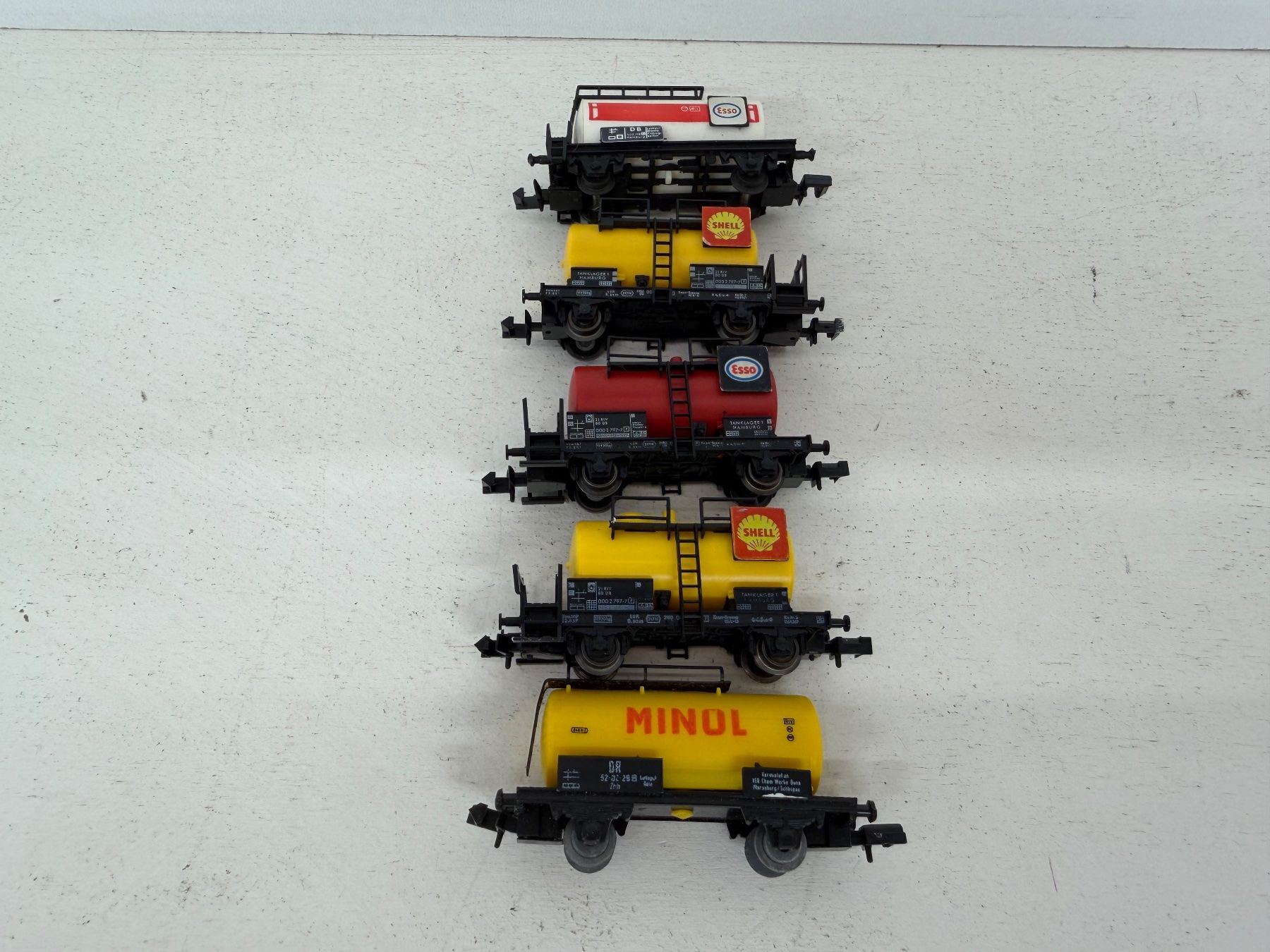 Fleischmann Modellini di ferrovie: Fleischmann Güterwagen 8400, 8401 – Usato da Büsserach venduto da ModellbahnDepot 2